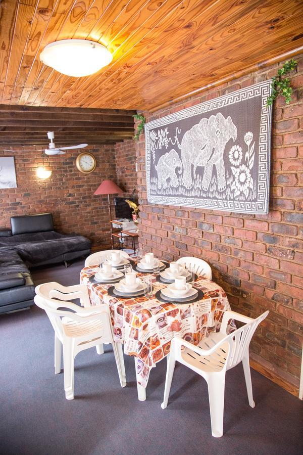 Hotel 29 Polvy Street Mbombela Exterior foto