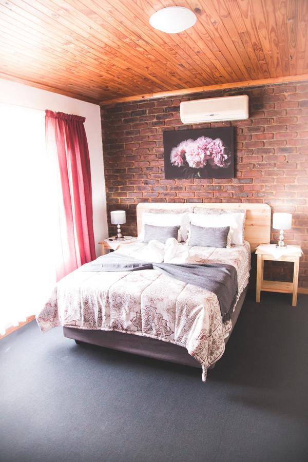 Hotel 29 Polvy Street Mbombela Exterior foto